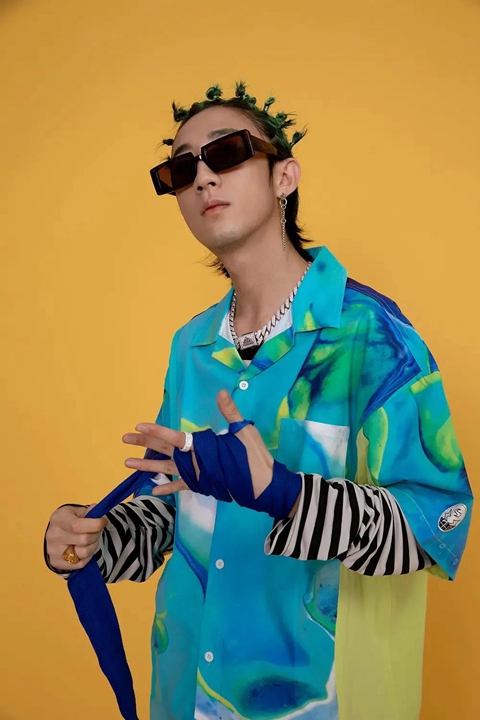 YZB.jpg