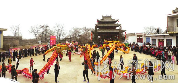 彩排現(xiàn)場(chǎng)，巨龍的翻江倒海