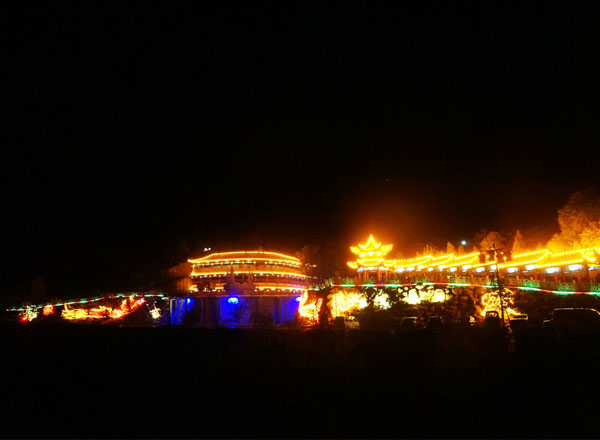 隰縣：“小西天”蓮花廣場(chǎng)夜景（13張）