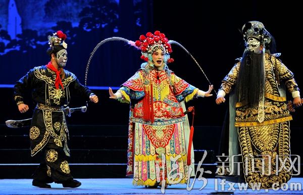 展示梆子聲腔藝術(shù)  傳承地方戲曲文化