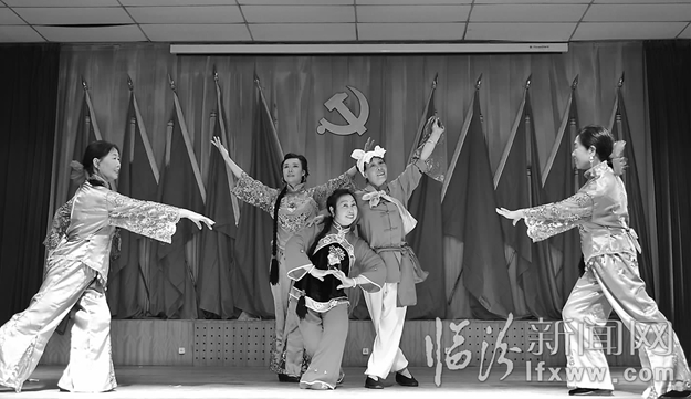 襄汾新城鎮(zhèn):特有的方式喜慶七一